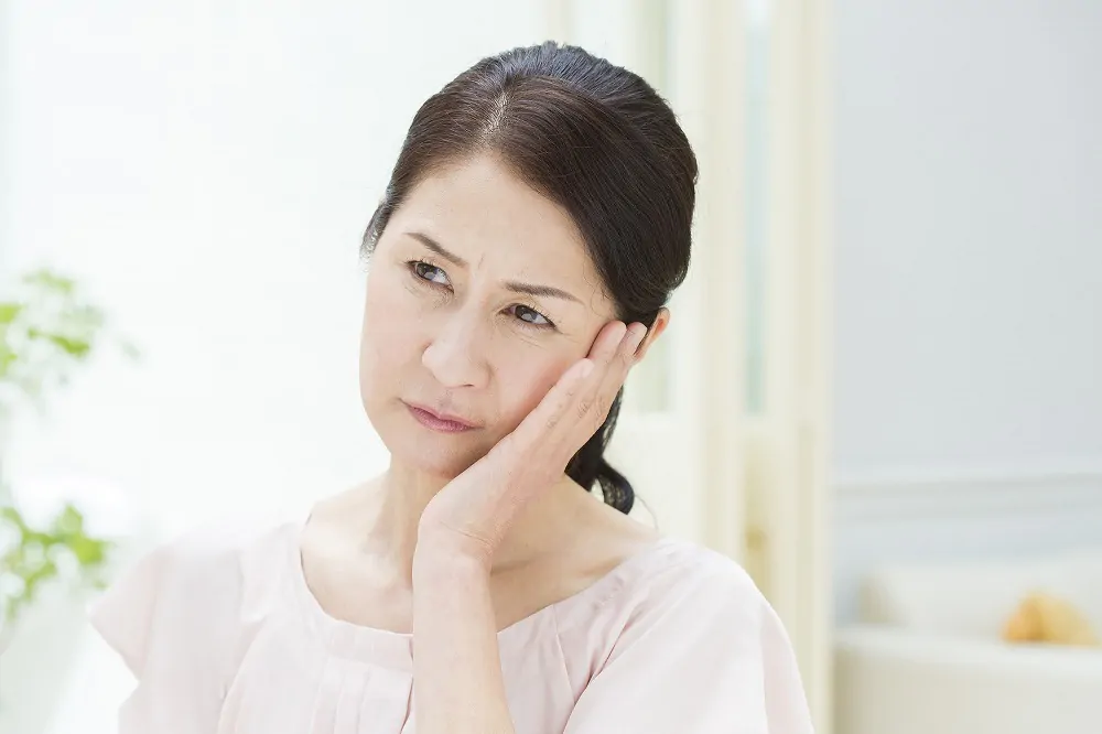 このような症状はありませんか?該当する方は内科を受診してください。
