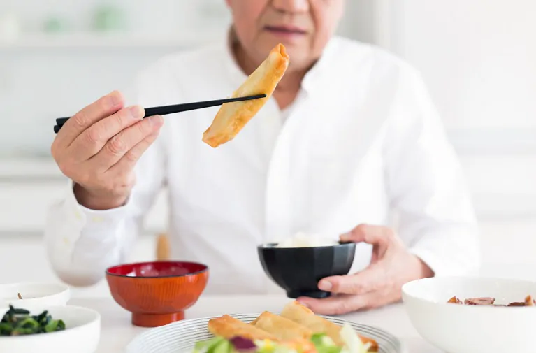 逆流性食道炎　脂っこいもの